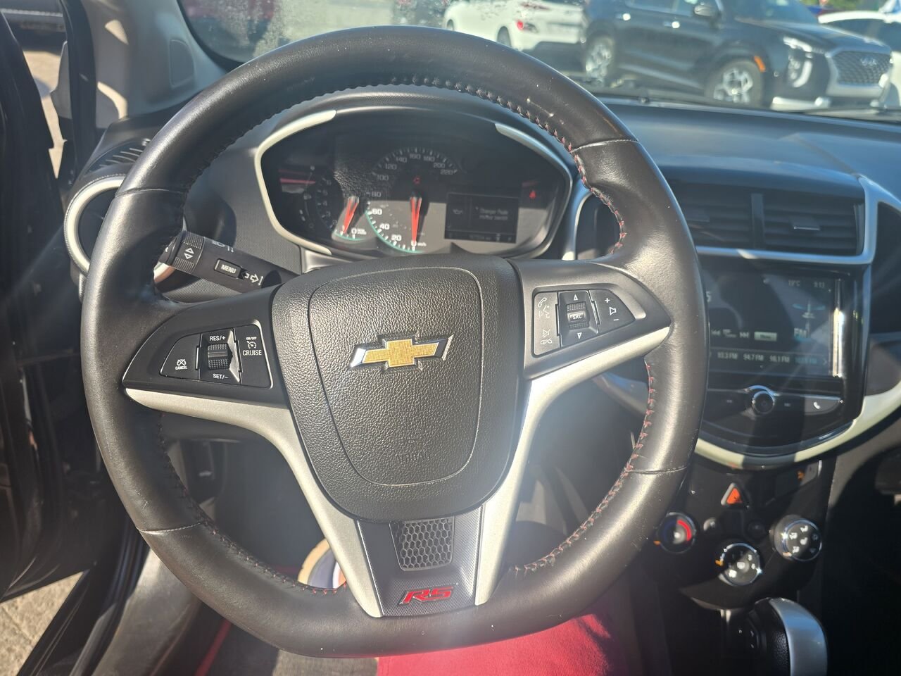 2017 Chevrolet Sonic Black  - photo #11
