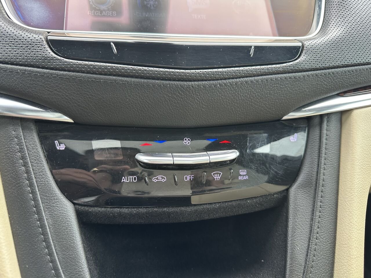 CADILLAC XT5 LUXURY TI 4 portes de luxe 2017 Rouge Gatineau - photo #12