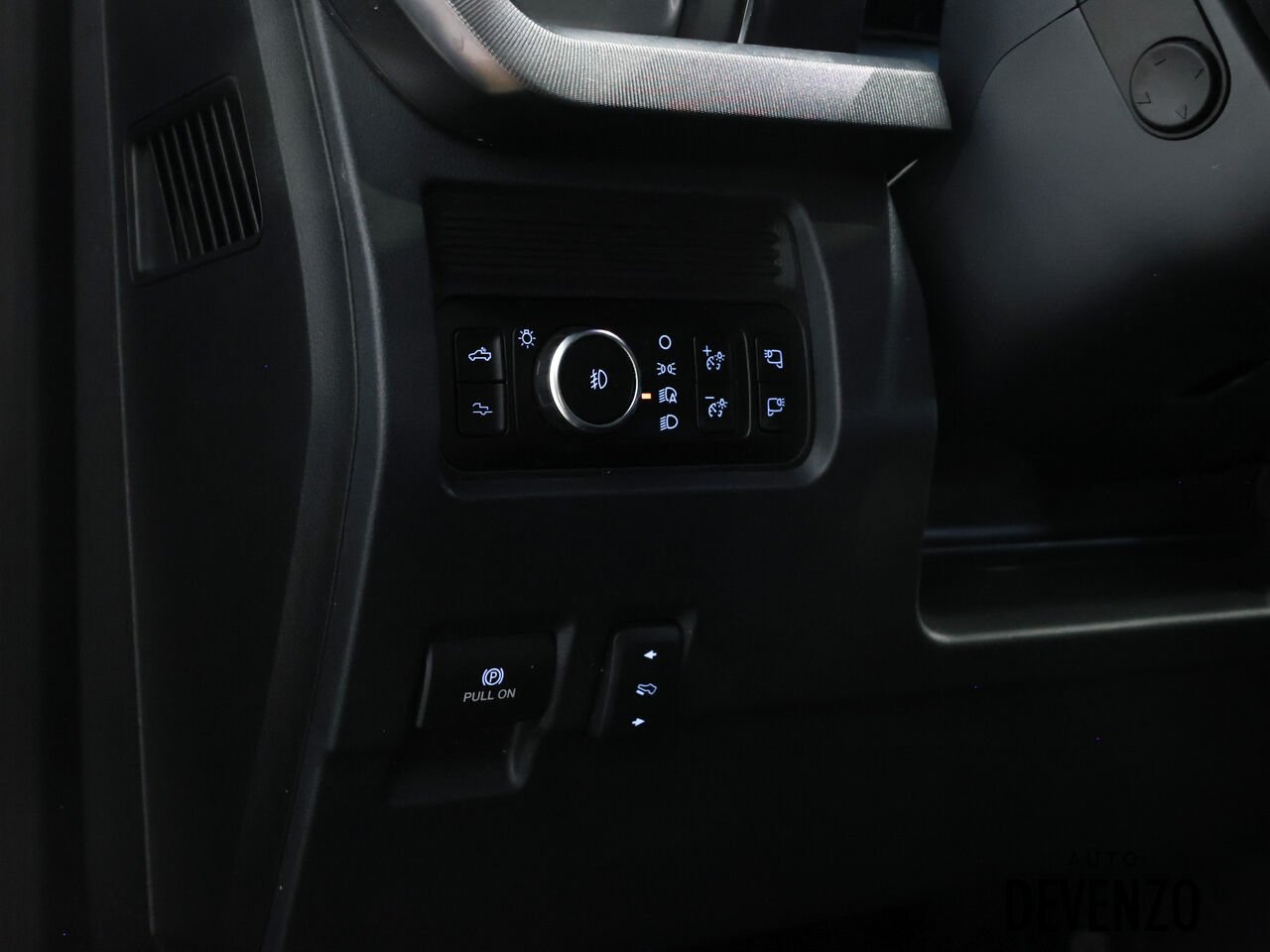 Ford Super Duty F-250 SRW 2025 Noir Saint-Eustache - photo #13