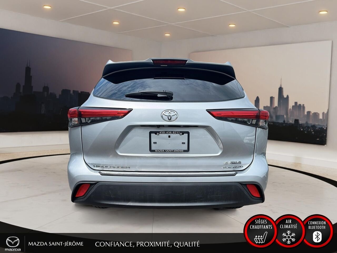 Toyota Highlander XLE | TOIT OUVRANT | CUIR | AWD | 2022 Argent Saint-Jérôme - photo #6