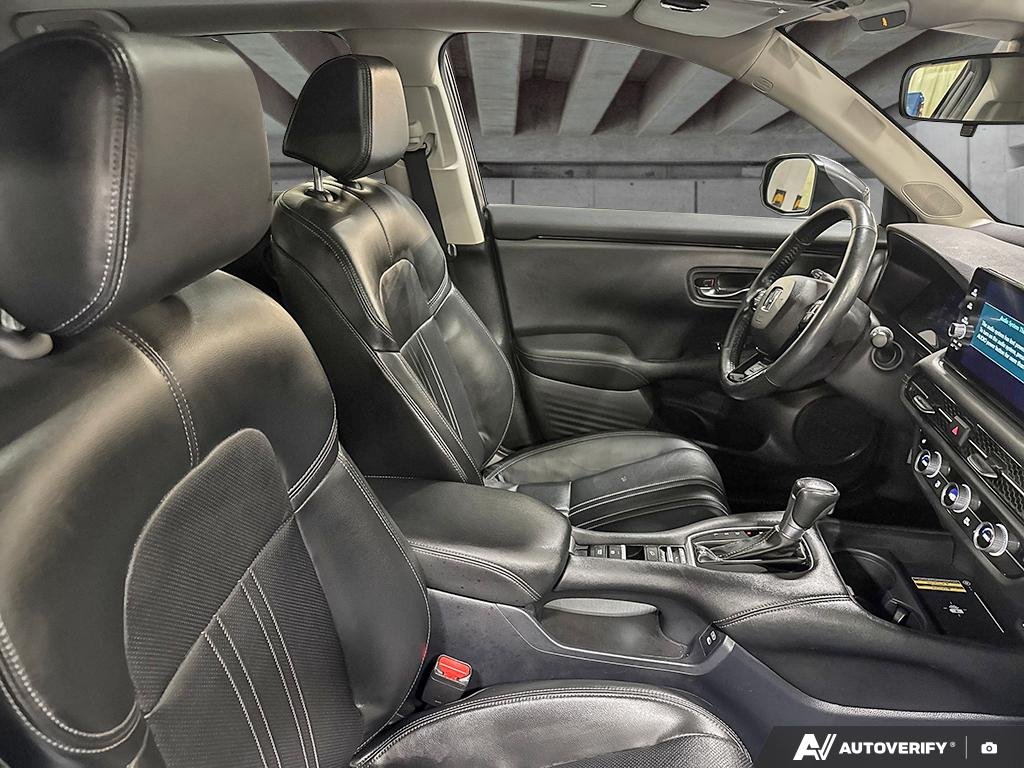 2024 Honda HR-V 2600116A | EX-L Navi gray Edmonton - photo #20