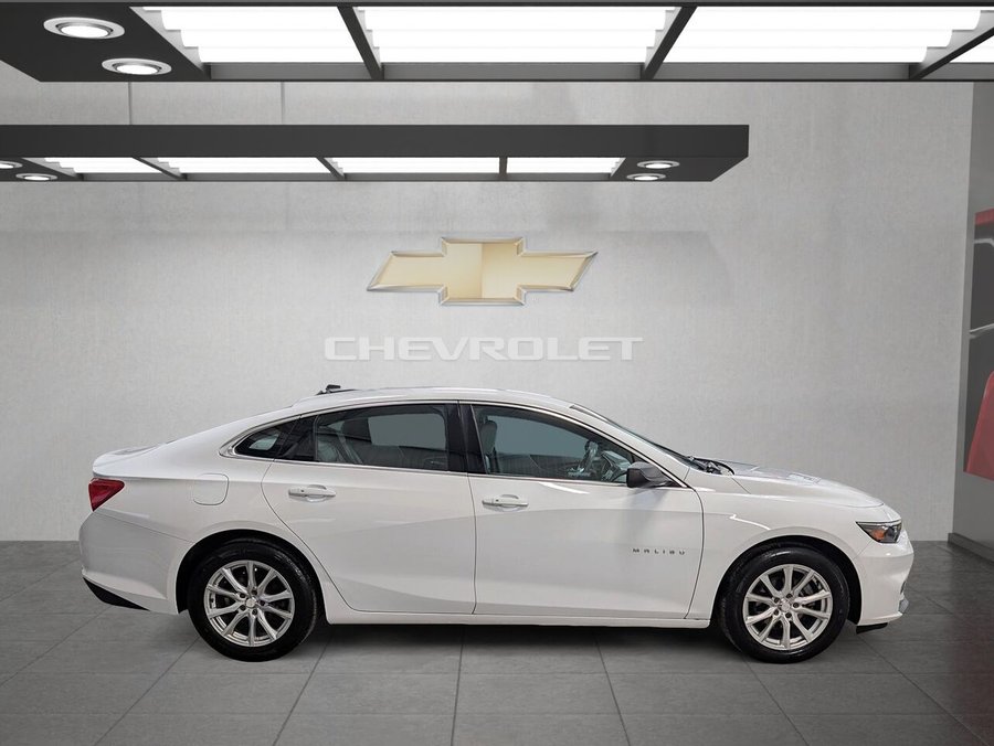 Chevrolet Malibu L berline 4 portes avec 1VL 2017 Gris