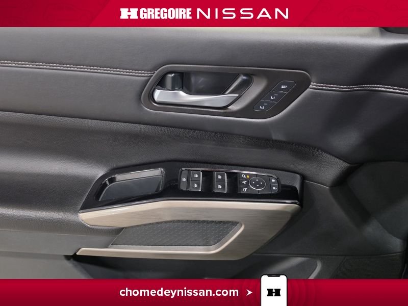 Nissan Pathfinder 2024 Bleu Saint-Eustache - photo #13