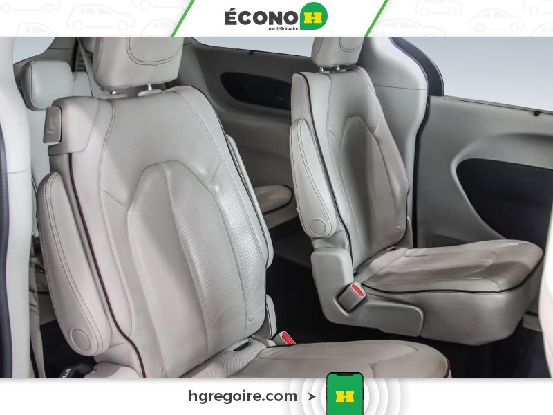 Chrysler Pacifica 2018 Argent Saint-Eustache - photo #24