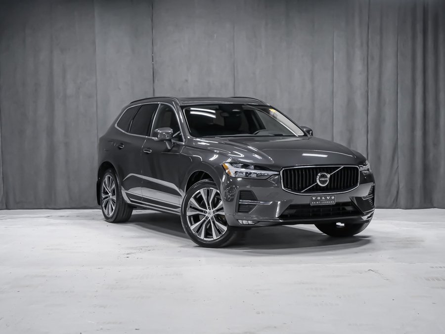 Volvo XC60 B6 MOMENTUM 2022 Gris