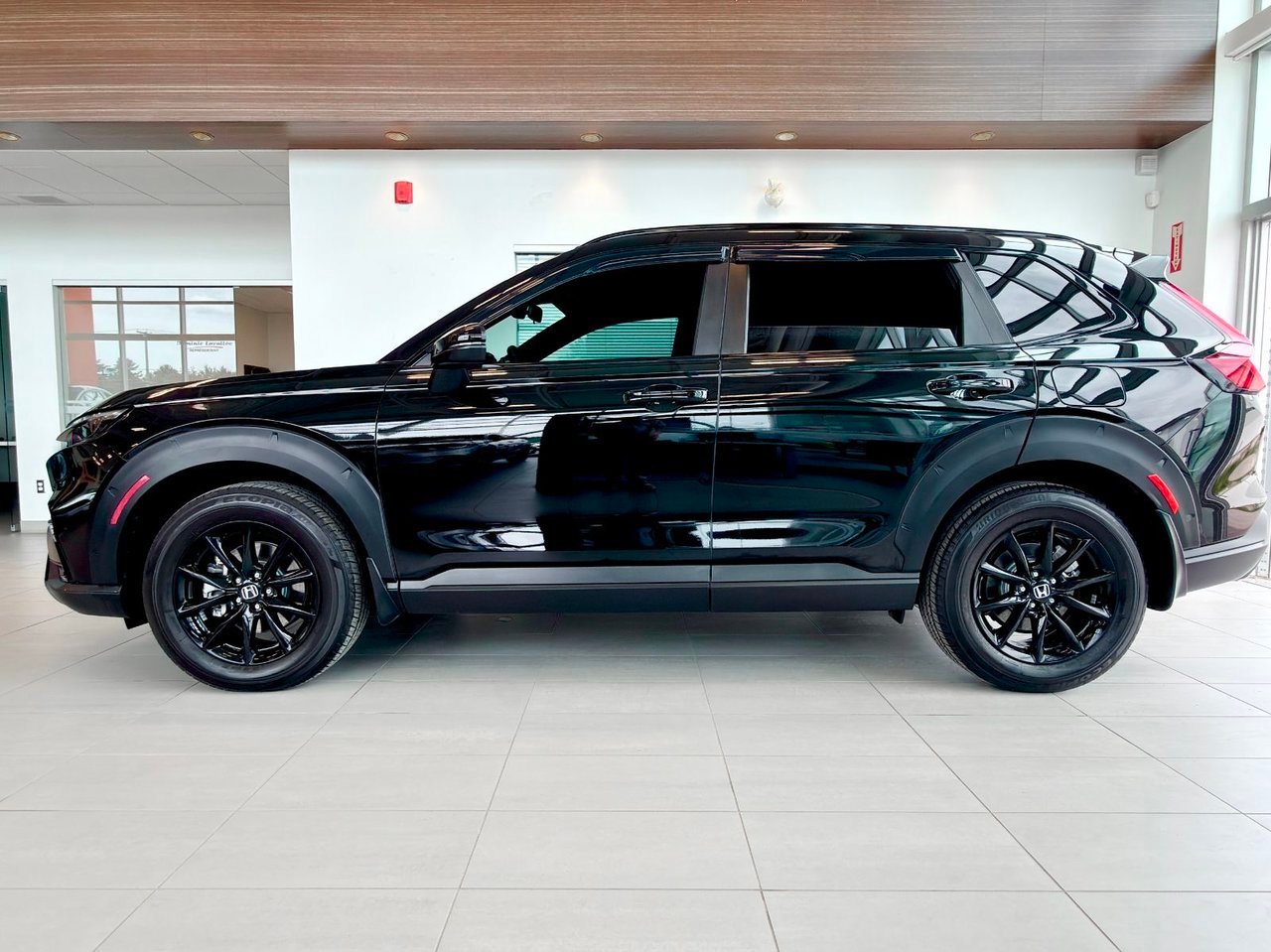 2026 Honda CR-V Hybrid Black Notre-Dame-des-Prairies - photo #7