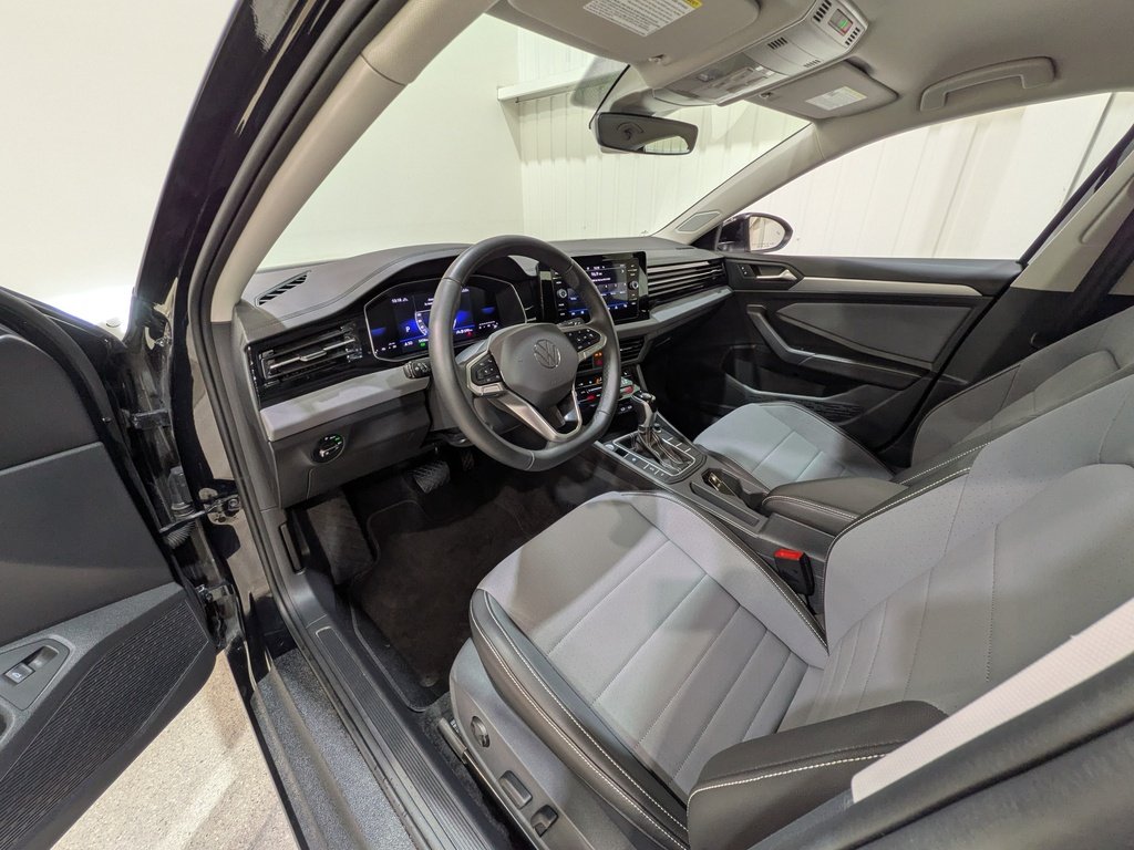 2025 Volkswagen Jetta Comfortline Auto Black Val-David - photo #9
