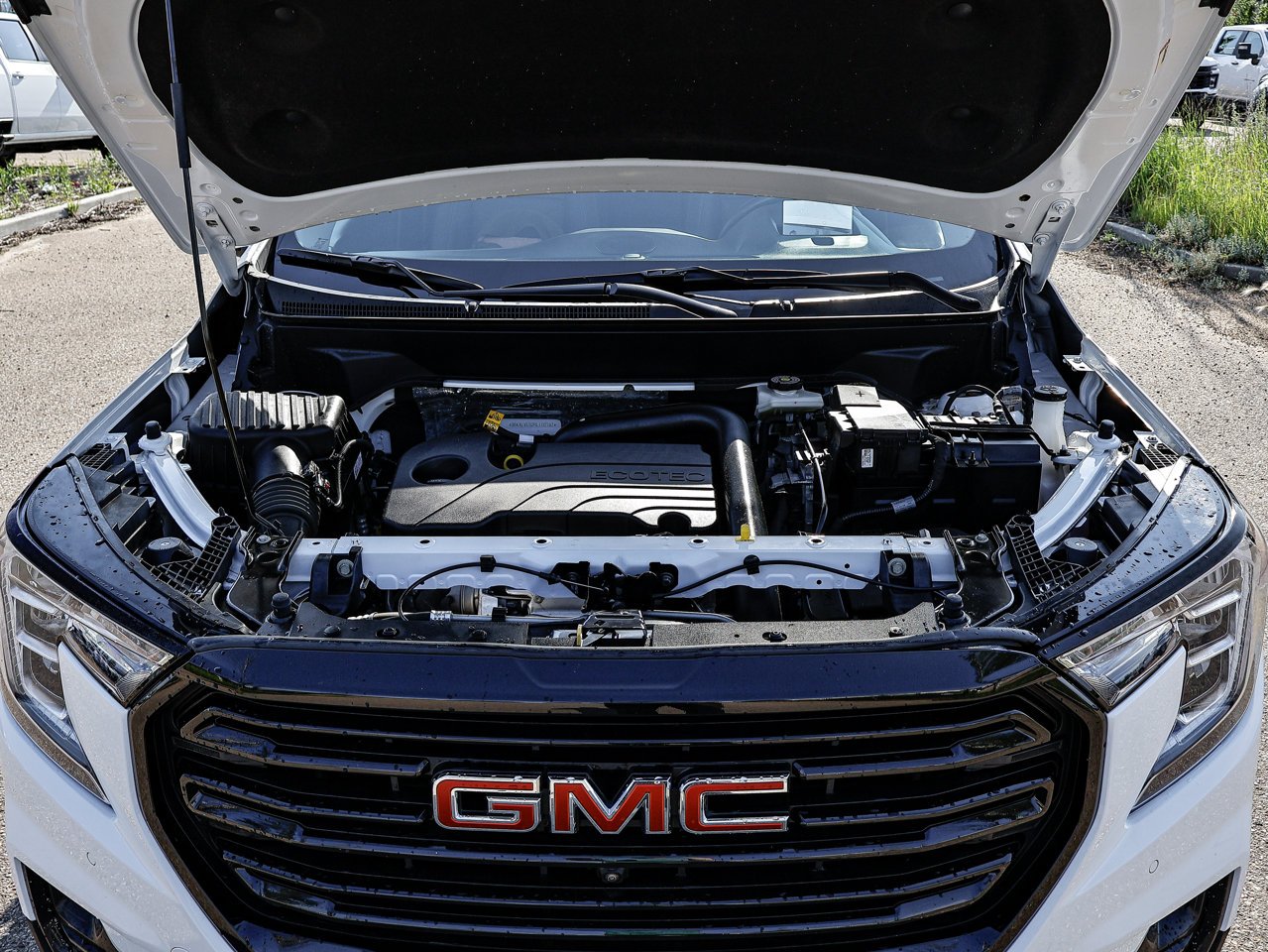 2024 GMC Terrain AWD 4dr SLT White Sherwood Park - photo #8