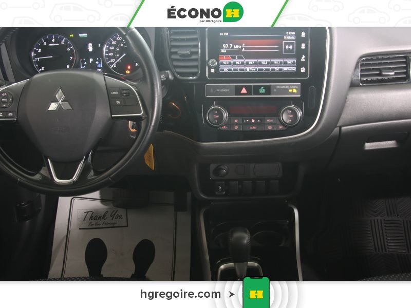 Mitsubishi Outlander 2019 Blanc Laval - photo #19