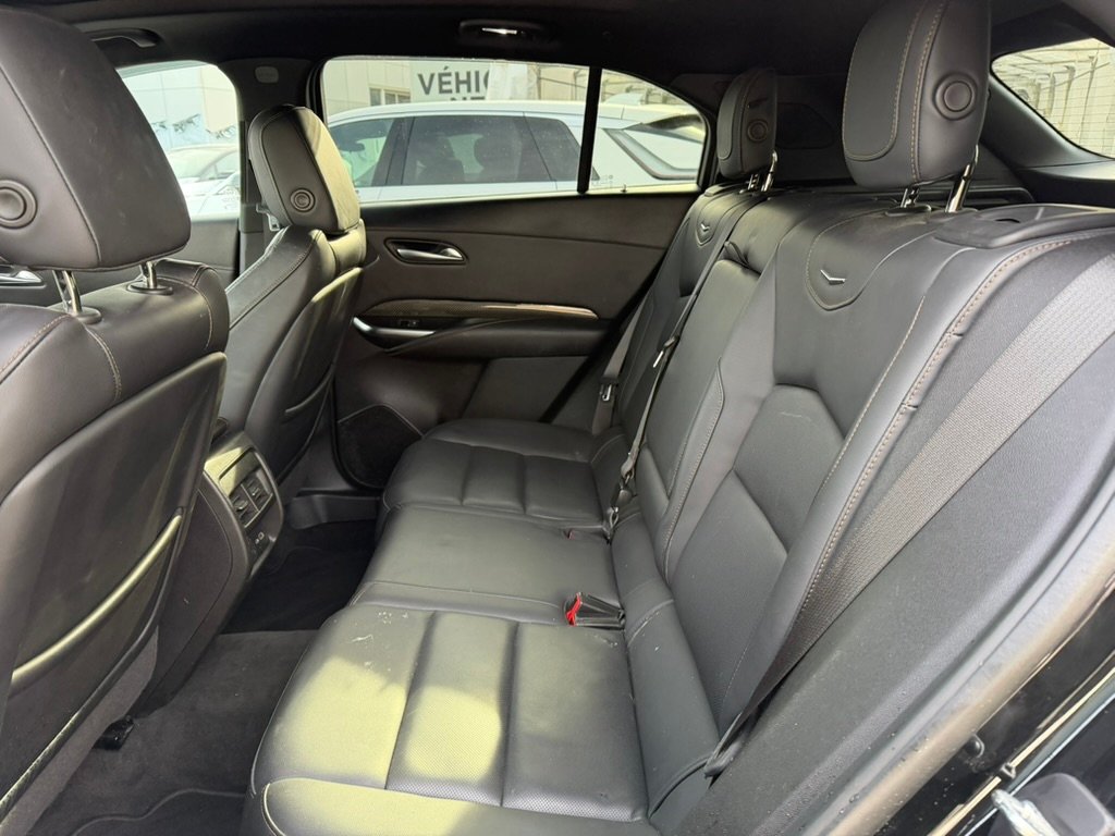 Cadillac XT4 SPORT AWD FINANCEMENT À PARTIR DE 3.99% STOCK XP5696A 2022 Noir Laval - photo #9