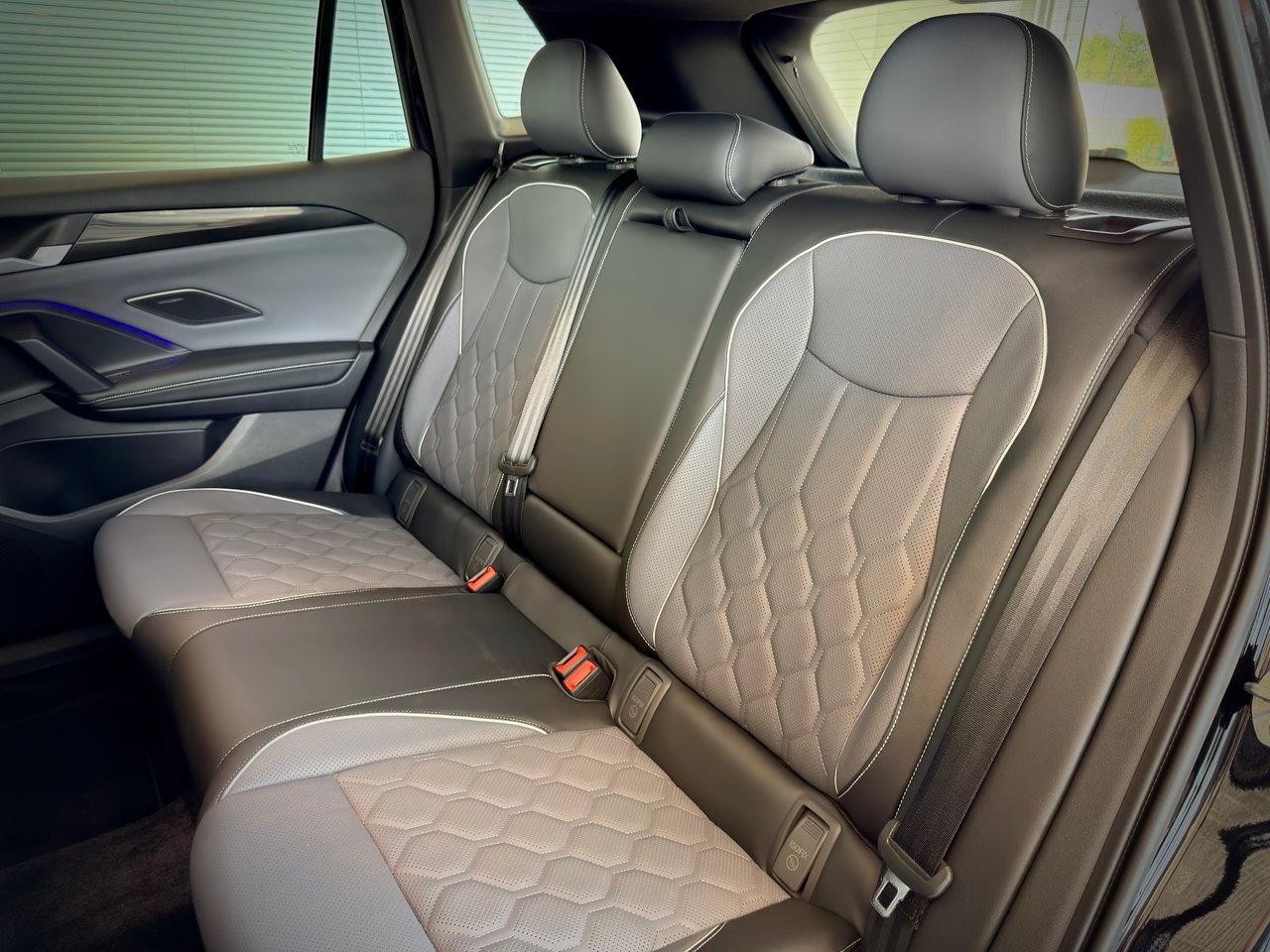 Volkswagen Tiguan 2026 Noir Notre-Dame-des-Prairies - photo #12