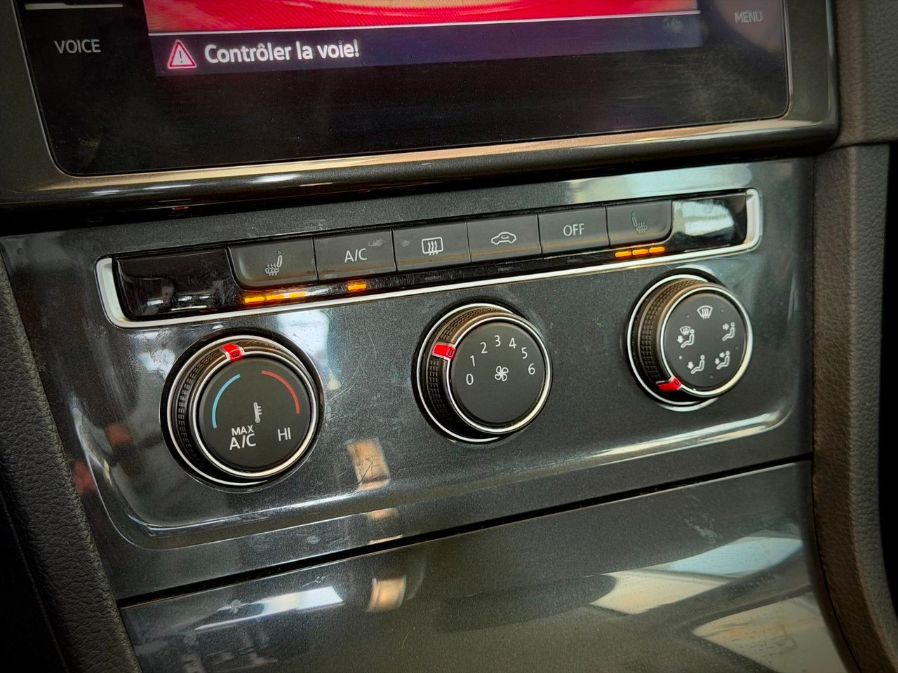 2021 Volkswagen Golf Red Notre-Dame-des-Prairies - photo #25