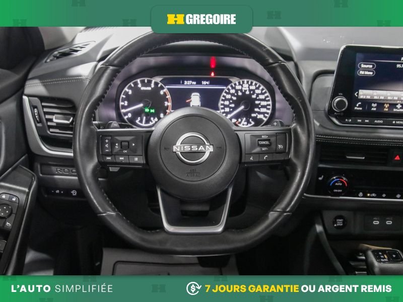 Nissan Rogue 2024 Blanc Laval - photo #24