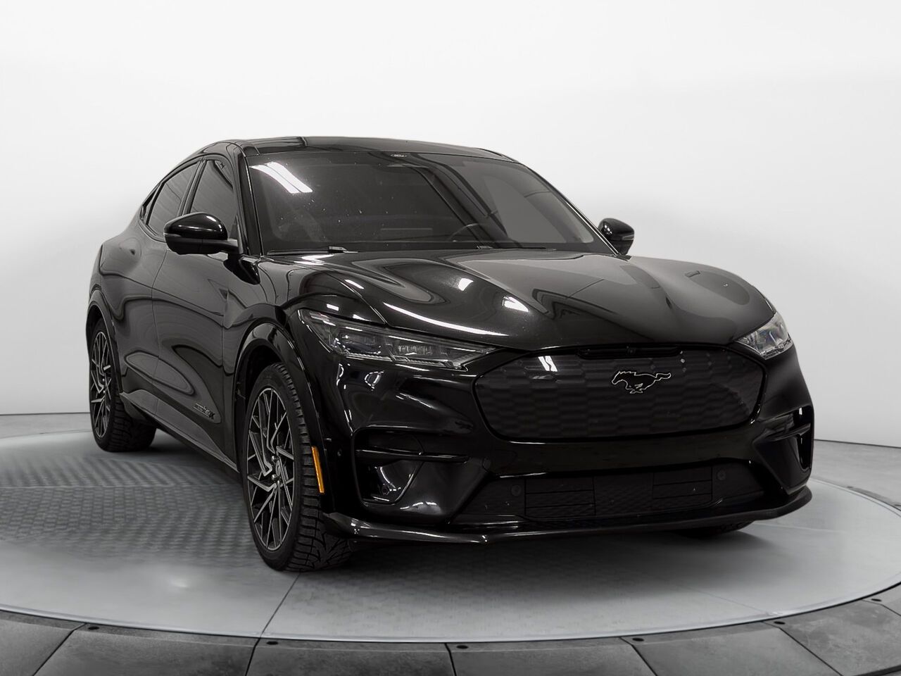 2022 Ford Mustang Mach-E