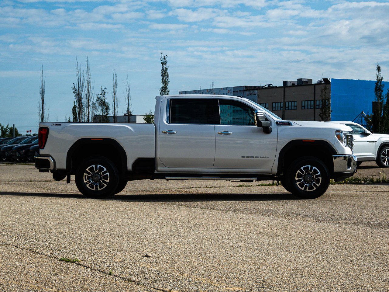 2023 GMC Sierra 3500HD 4WD Crew Cab 159 SLT White Sherwood Park - photo #13