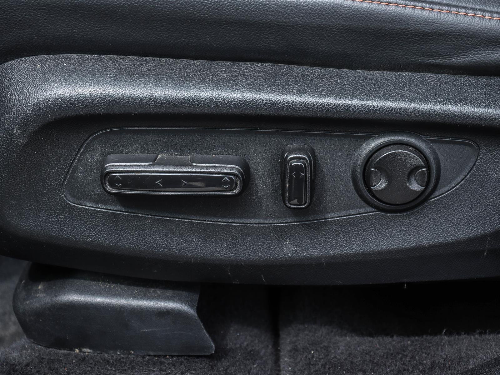 Honda CR-V hybride Touring 2023 Blue Ottawa & Gatineau - photo #5
