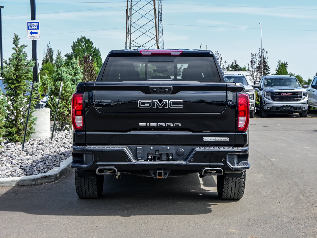 2024 GMC Sierra 1500 4WD Crew Cab 147 Elevation Black Sherwood Park - photo #11