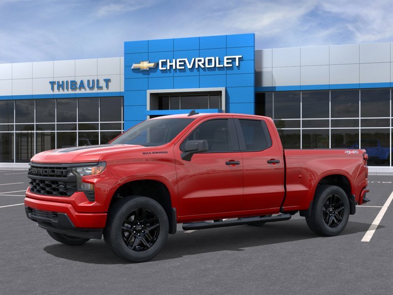 CHEVROLET SILVERADO 1500 Custom cabine double 4RM 147 po 2026 Rouge