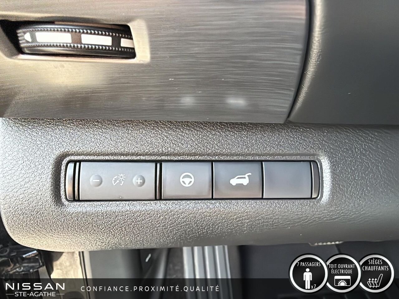 2024 Nissan Pathfinder SL 4RM Black Saint-Jérôme - photo #17