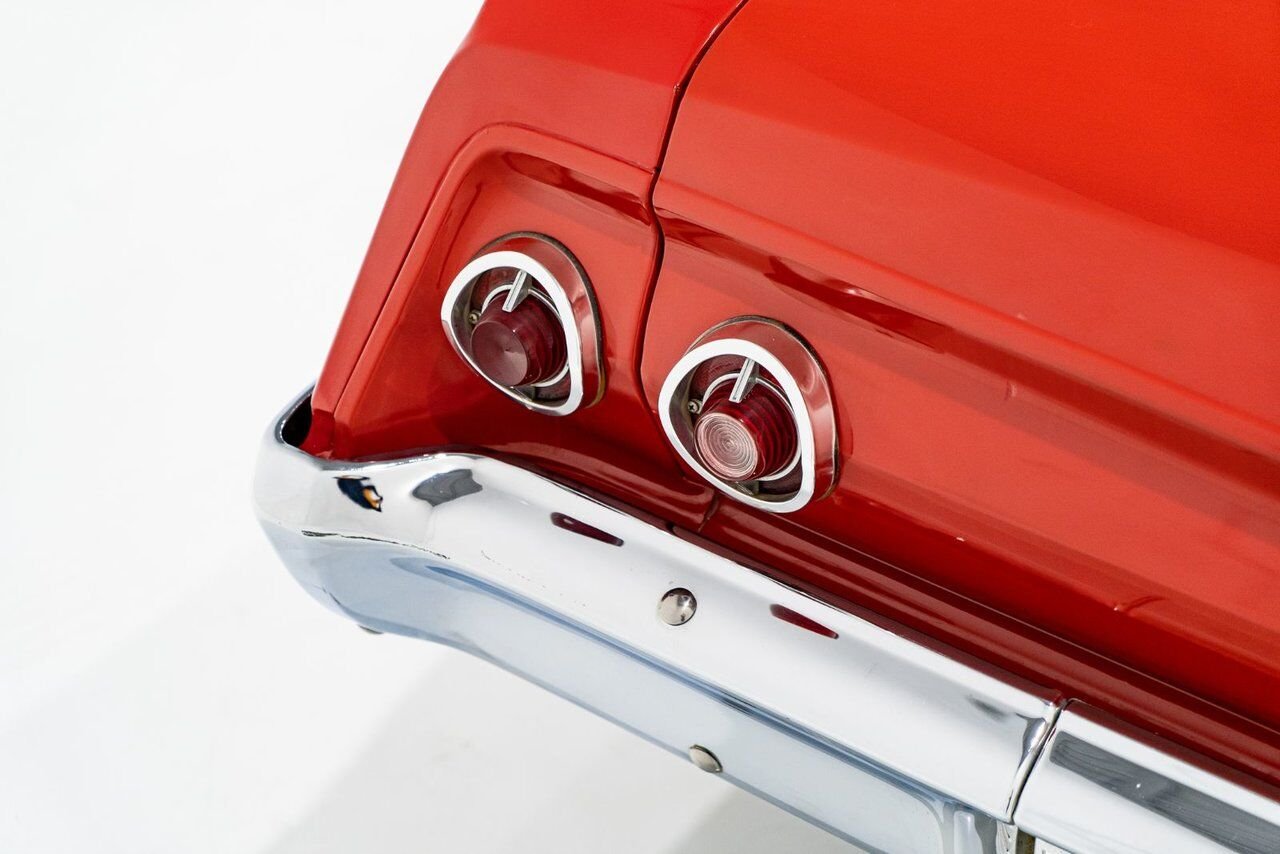 Chevrolet Biscayne Unrestored nearly all original parts 1962 Rouge Montréal - photo #36