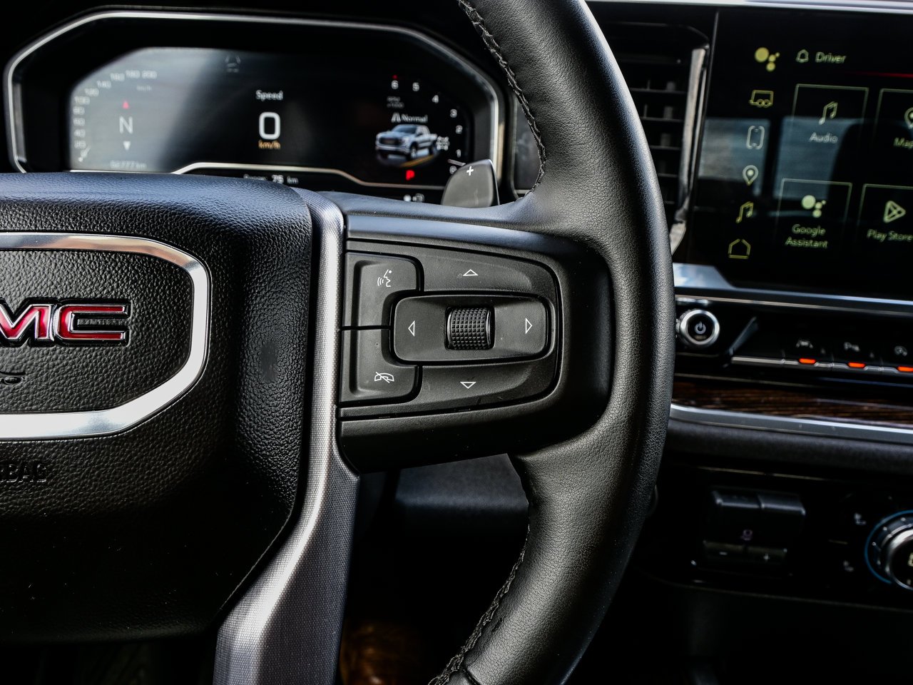 2024 GMC Sierra 1500 4WD Crew Cab 147 Elevation Black Sherwood Park - photo #24
