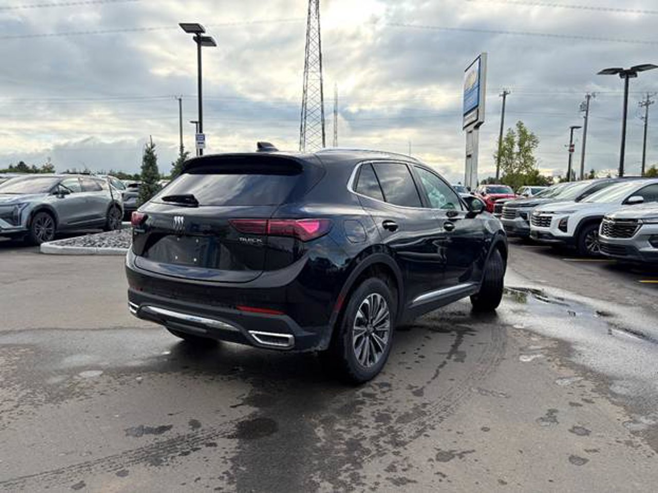 2024 Buick Envision AWD 4dr Preferred Black Sherwood Park - photo #4