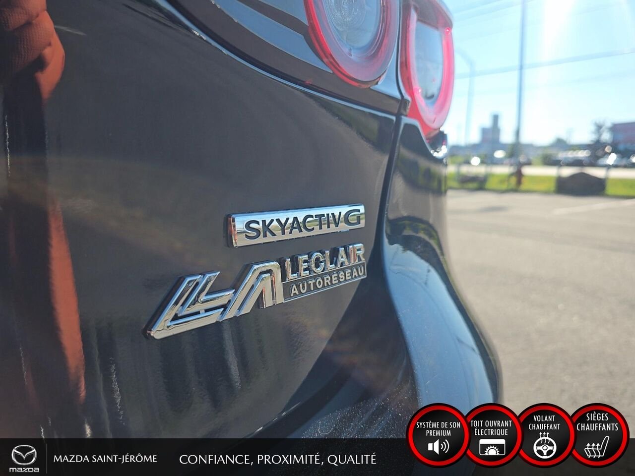2022 Mazda Mazda3 Sport GT | CUIR | TOIT OUVRANT | AUTOMATIQUE | Black Saint-Jérôme - photo #8