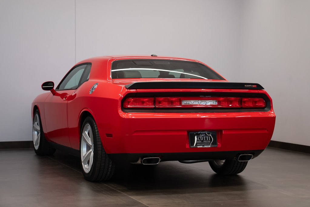 2010 Dodge Challenger Coupé 2 portes SRT8 MANUAL *PRICE IN USD* Red Kirkland - photo #4