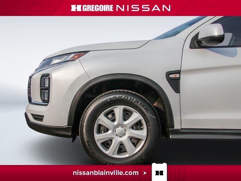 2022 Mitsubishi RVR White Saint-Eustache - photo #27