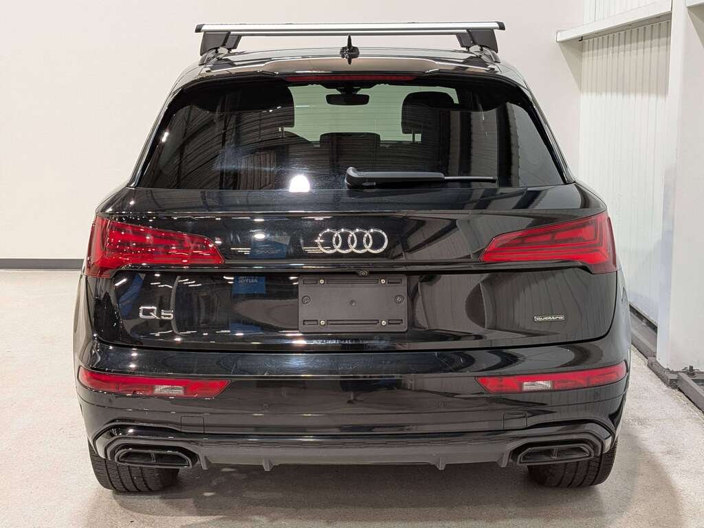 2023 Audi Q5 Technik 45 TFSI quattro Black Val-David - photo #5