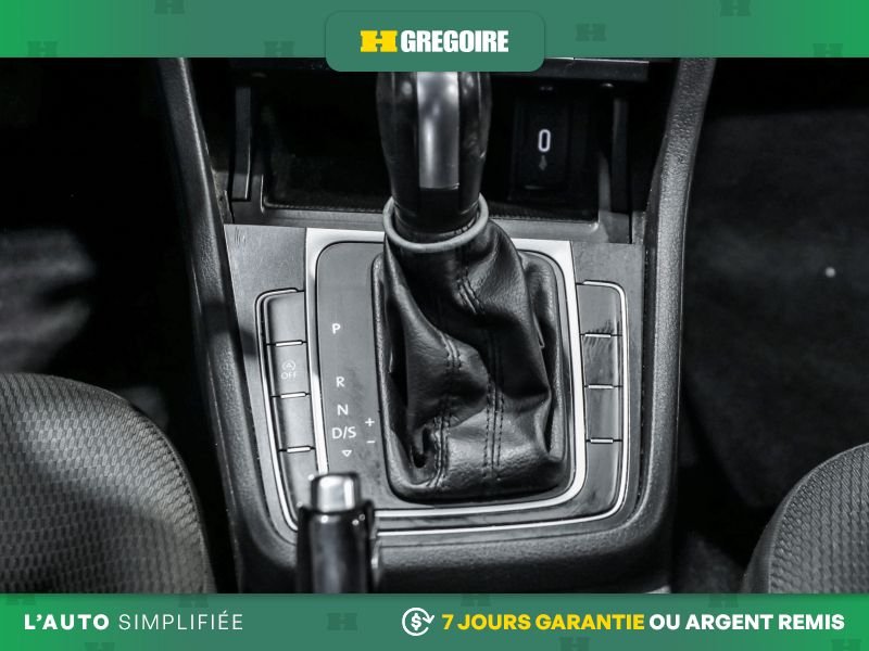 Volkswagen Golf 2021 Bleu Blainville - photo #20