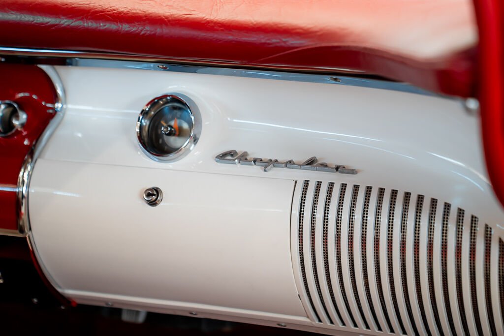 1955 Chrysler New Yorker PRIX IN USD St.Regis | CAR IN MILES Red Montreal - photo #37