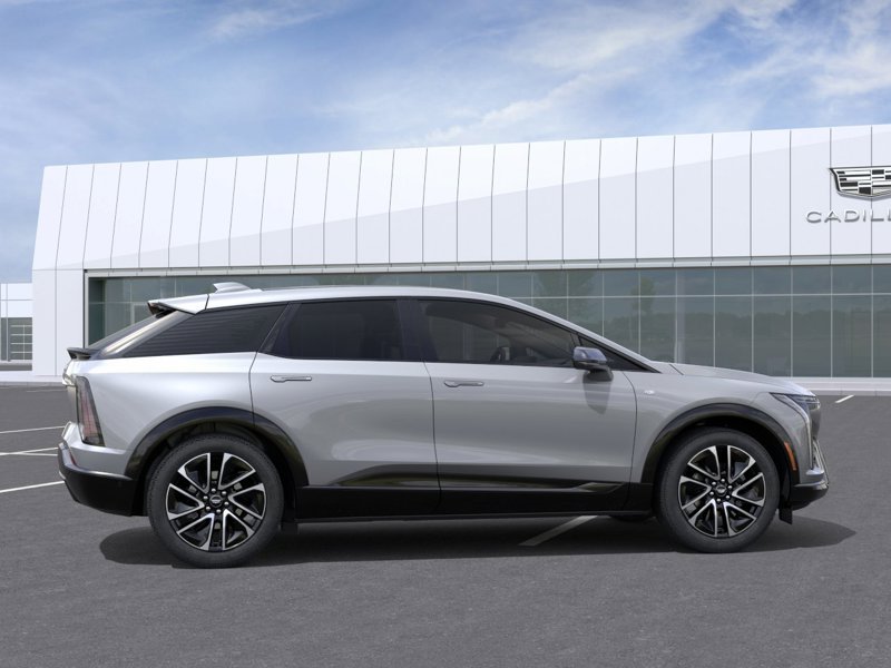 2027 CADILLAC OPTIQ 2027 Grey
