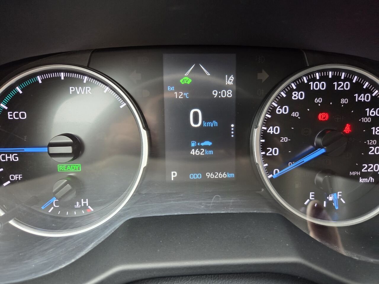 2022 Toyota RAV4 Grey Mont-Laurier - photo #16