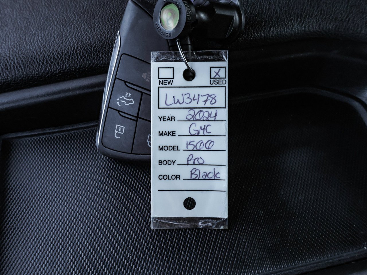 2024 GMC Sierra 1500 4WD Crew Cab 147 Pro Black Sherwood Park - photo #29
