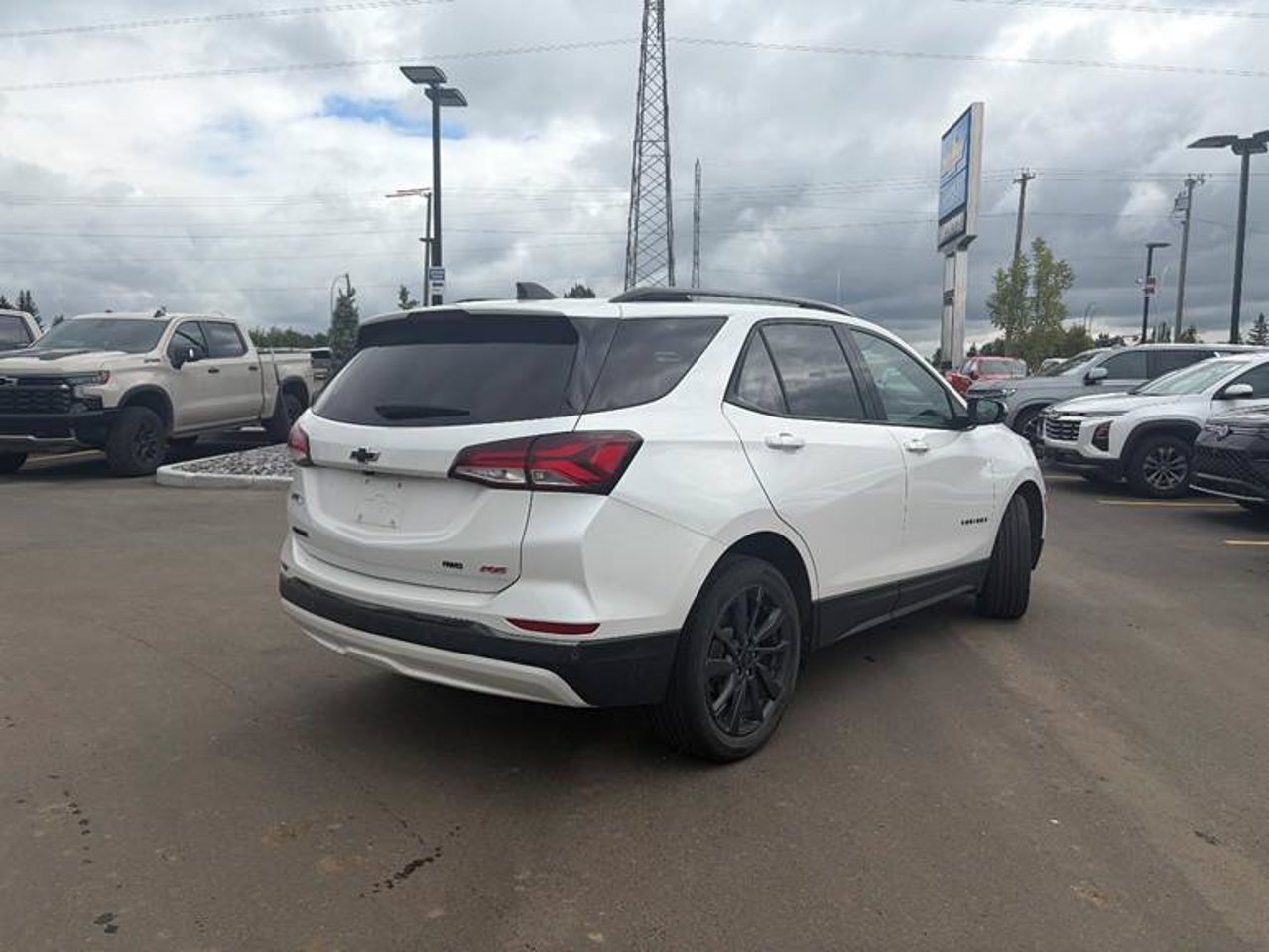 2022 Chevrolet Equinox AWD 4dr RS White Sherwood Park - photo #4