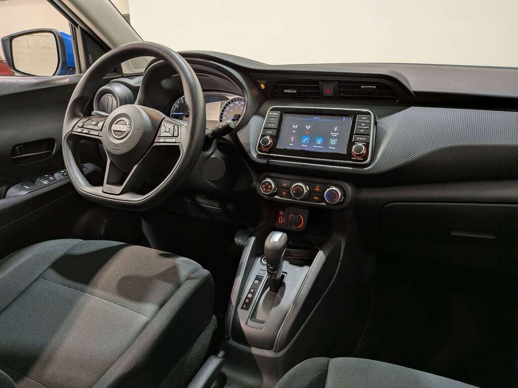 Nissan Kicks 2024 Bleu Val-David - photo #18