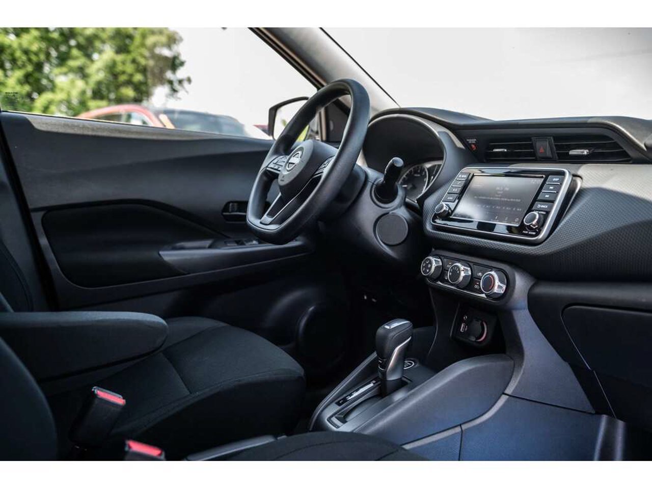 Nissan Kicks Play 2025 Argent Sainte-Julienne - photo #26