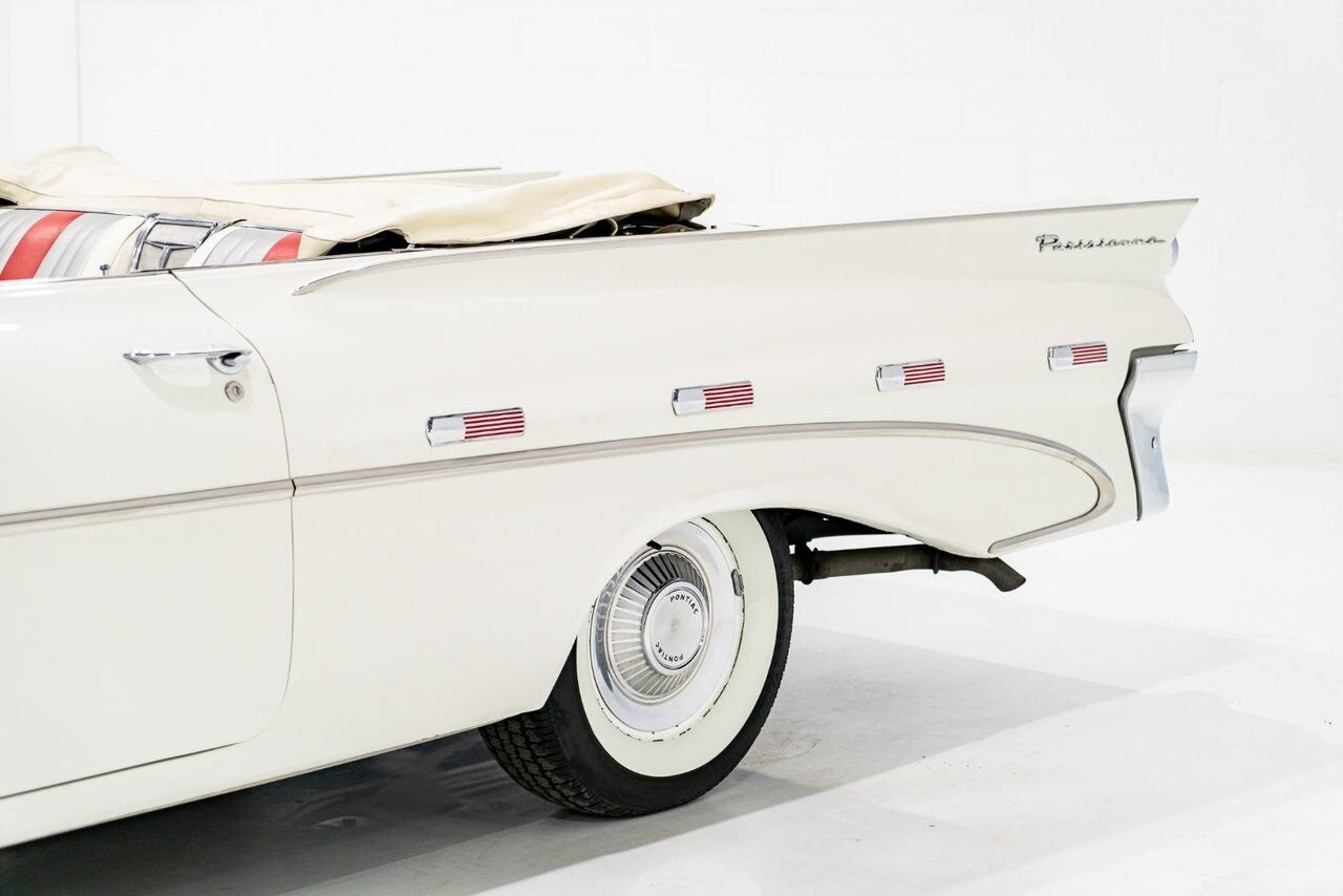Pontiac PARISIENNE **PRIX EN USD** Fully restored with 261cu.in. and GM built sheet 1959 Blanc Montréal - photo #37
