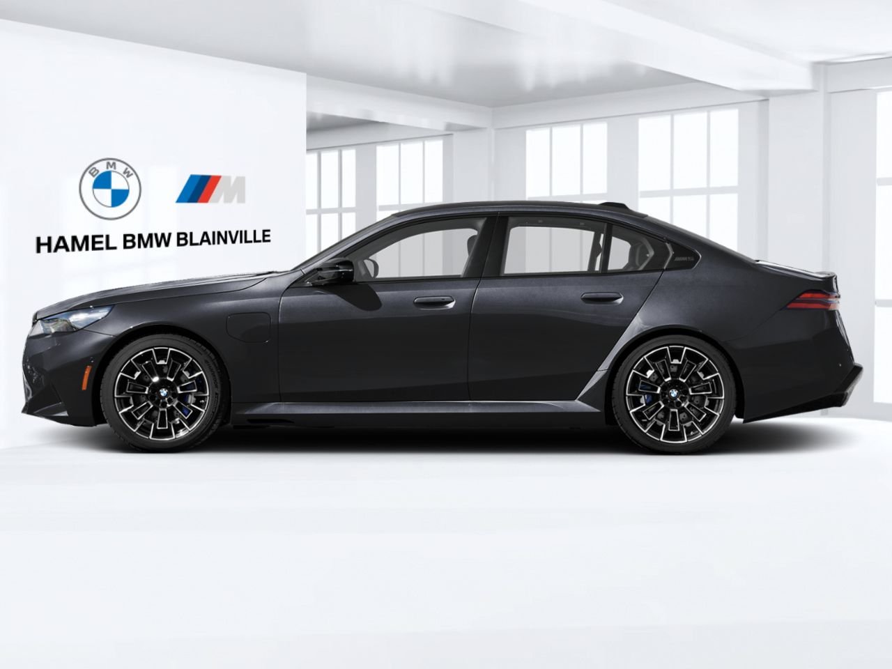 BMW M5 berline 2027 Noir saphir métallisé Blainville - photo #2