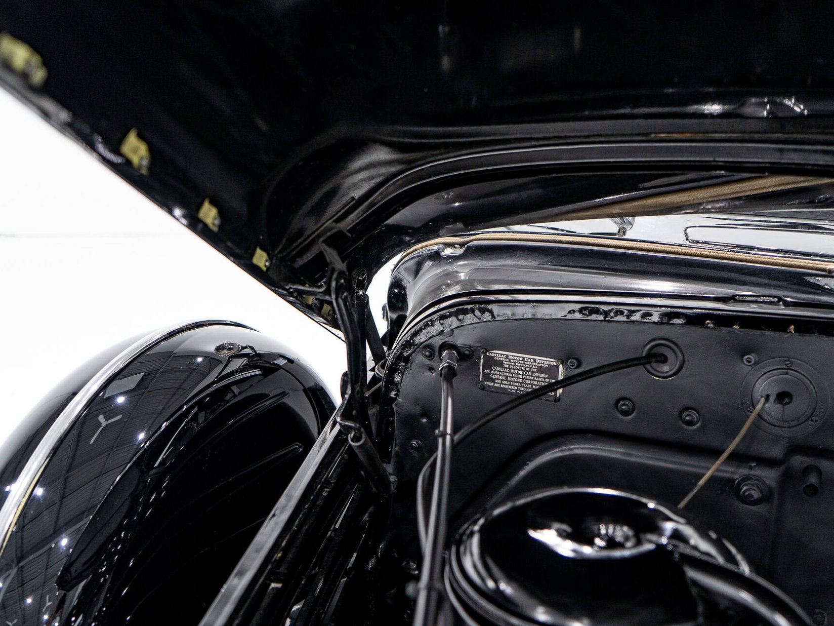 1938 Cadillac Series 90 **PRICE IN USD**1 of 13 V16 Black Montreal - photo #21