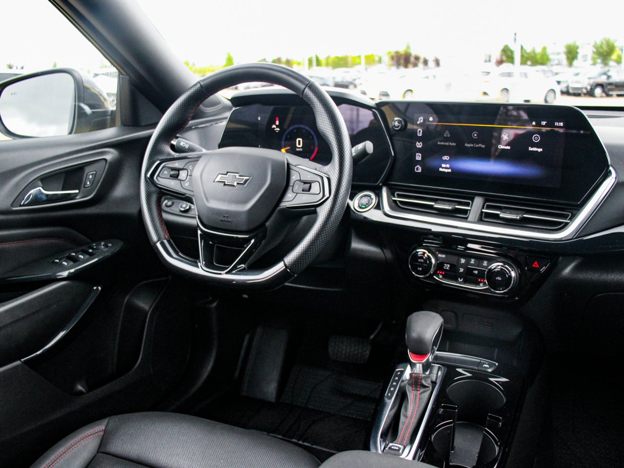 2024 Chevrolet Trax FWD 4dr 2RS Yellow Sherwood Park - photo #30