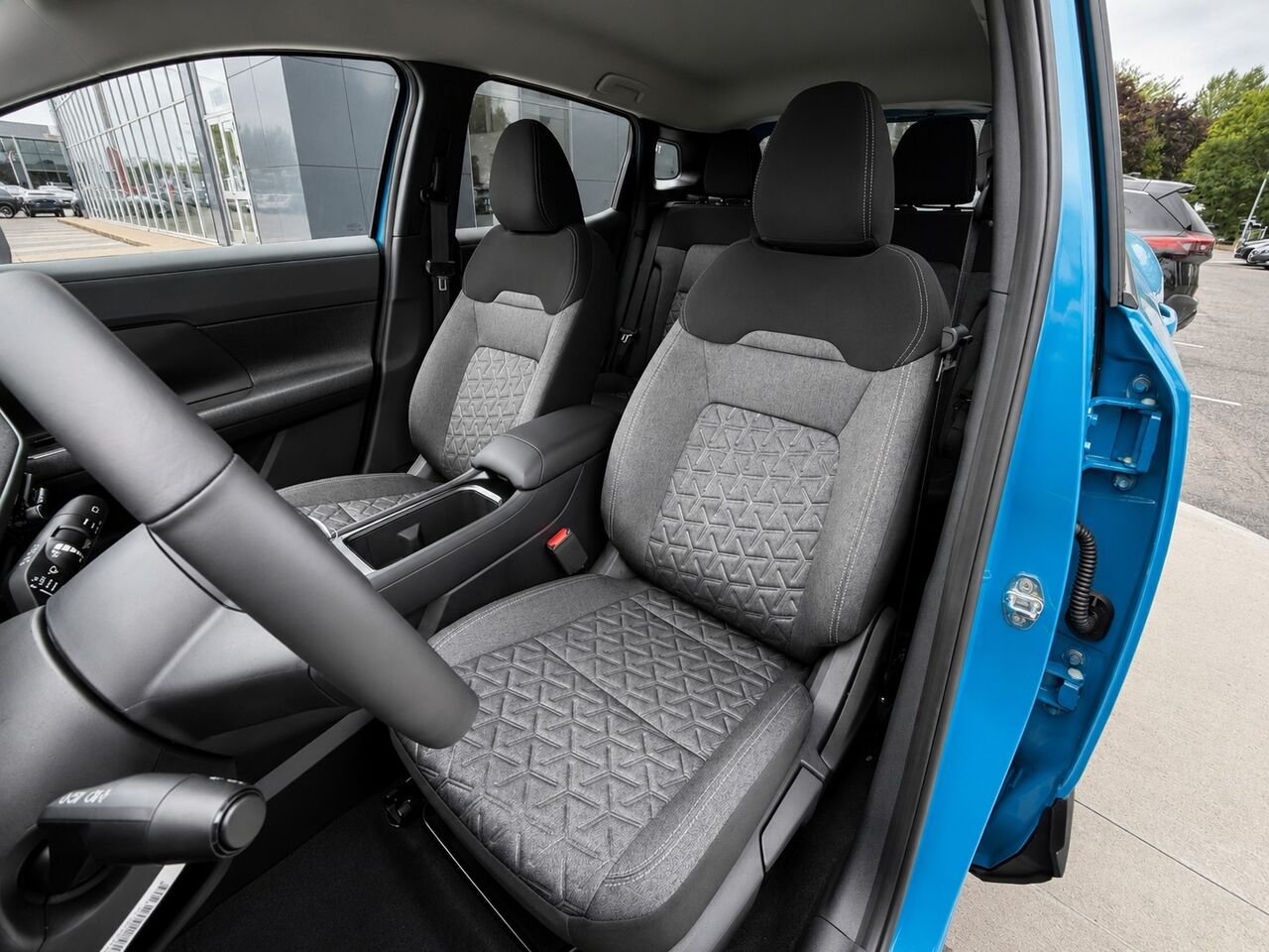 2026 NISSAN Kicks KICKS SV AWD Artic Ice Blue Metallic/Super Black Châteauguay - photo #12