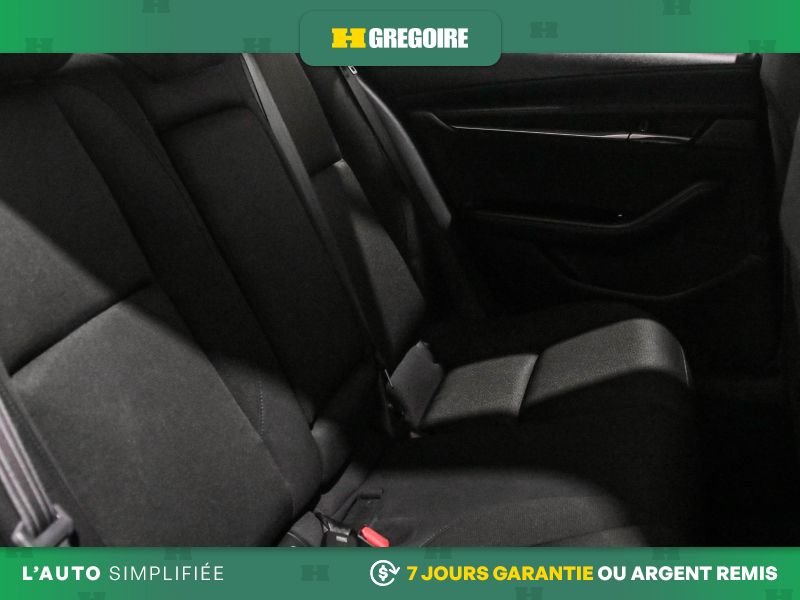 2019 Mazda 3 Silver Saint-Eustache - photo #29