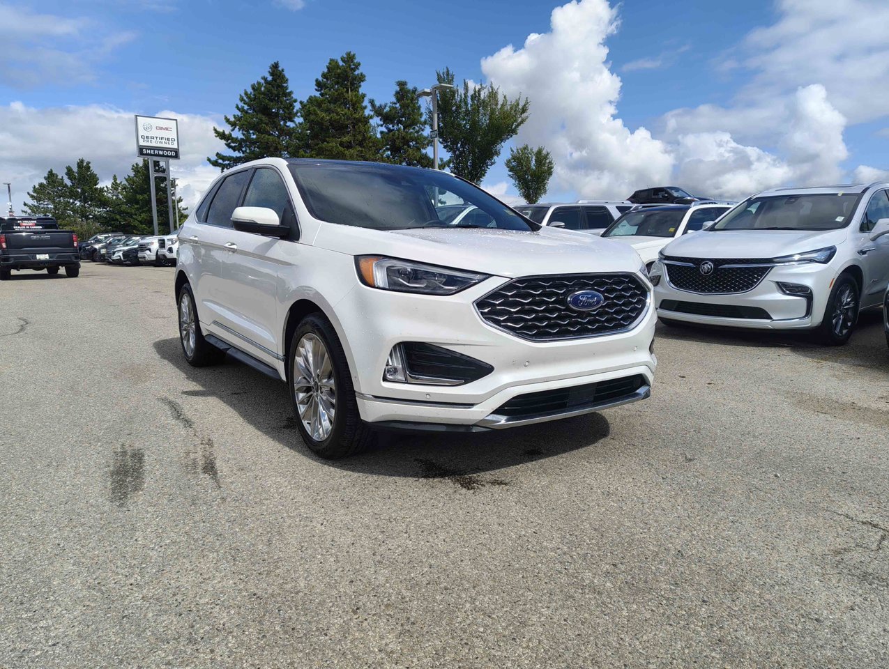 2022 Ford Edge Titanium AWD White Sherwood Park - photo #2