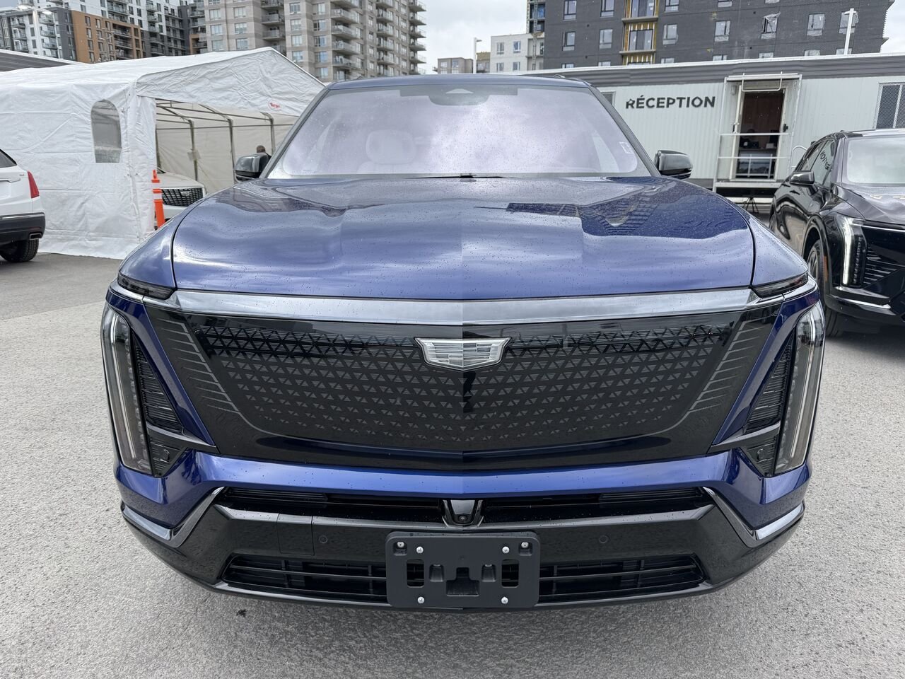 Cadillac VISTIQ Sport AWD FINANCEMENT À PARTIR 3.99% 2026 Bleu Laval - photo #3