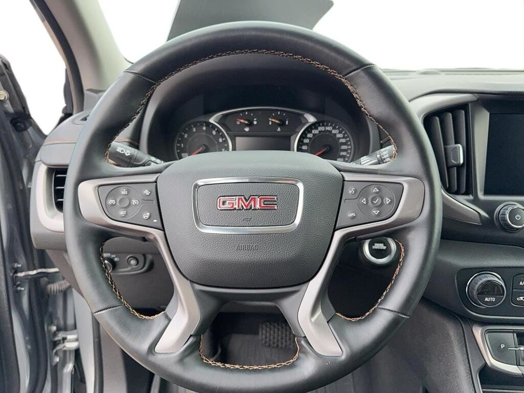 2023 GMC Terrain VIN 3GKALYEGXPL208579 Grey Chicoutimi - photo #11