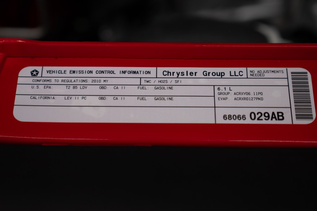 2010 Dodge Challenger Coupé 2 portes SRT8 MANUAL *PRICE IN USD* Red Kirkland - photo #15