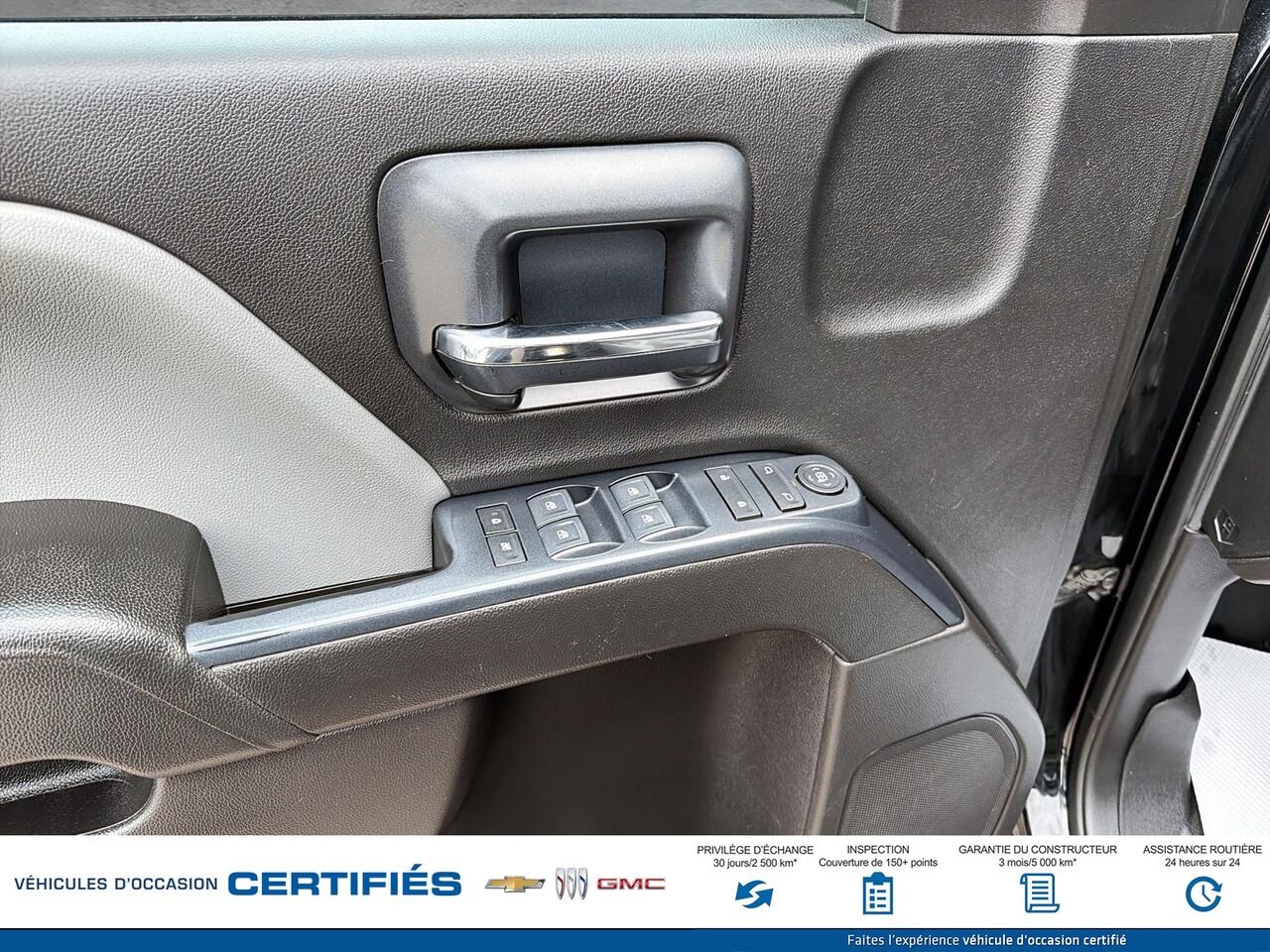 GMC SIERRA K1500 Cabine double 4RM 143,5 po 2018 Noir Montmagny - photo #8