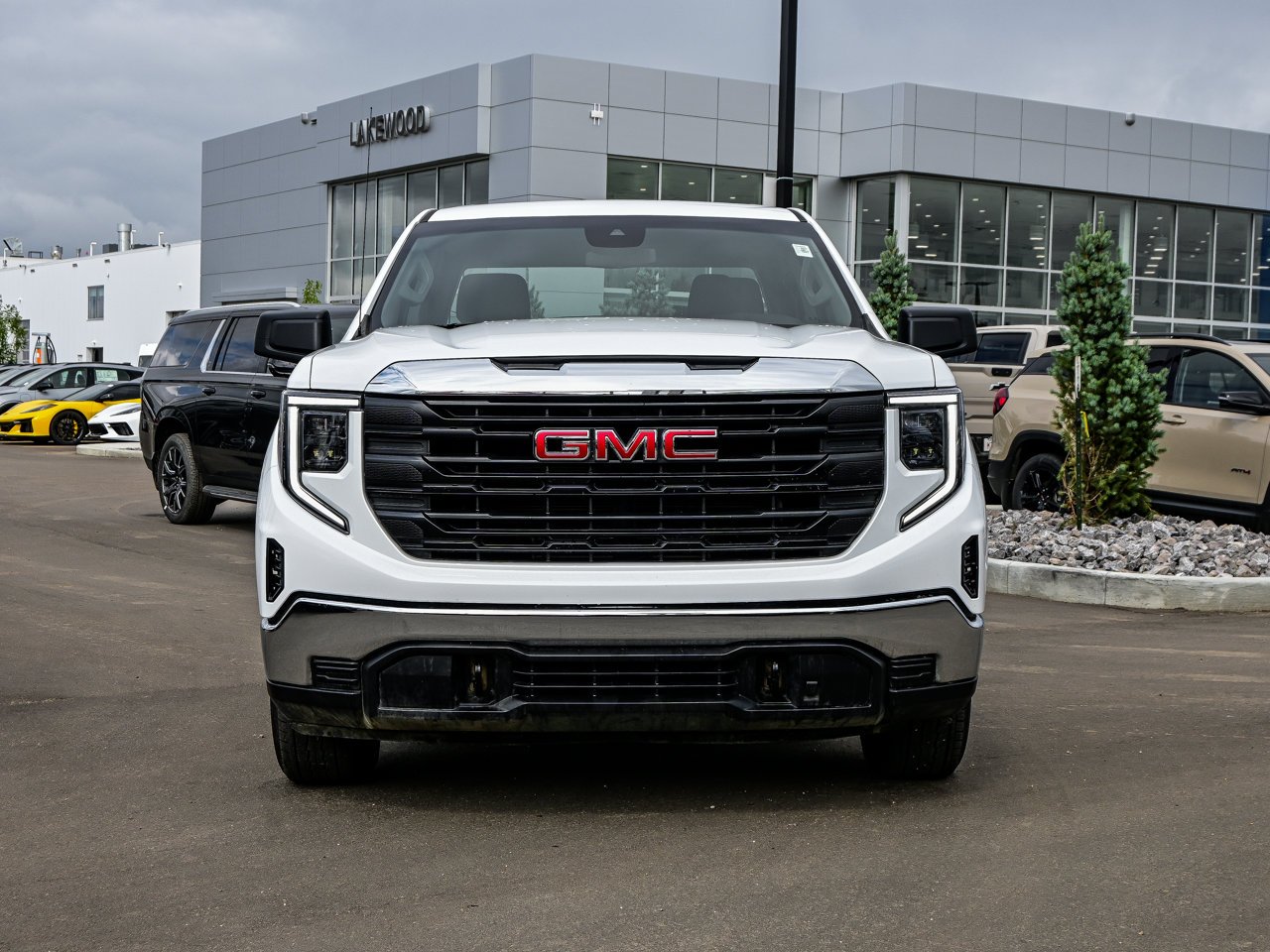 2023 GMC Sierra 1500 4WD Crew Cab 147 Pro White Sherwood Park - photo #2